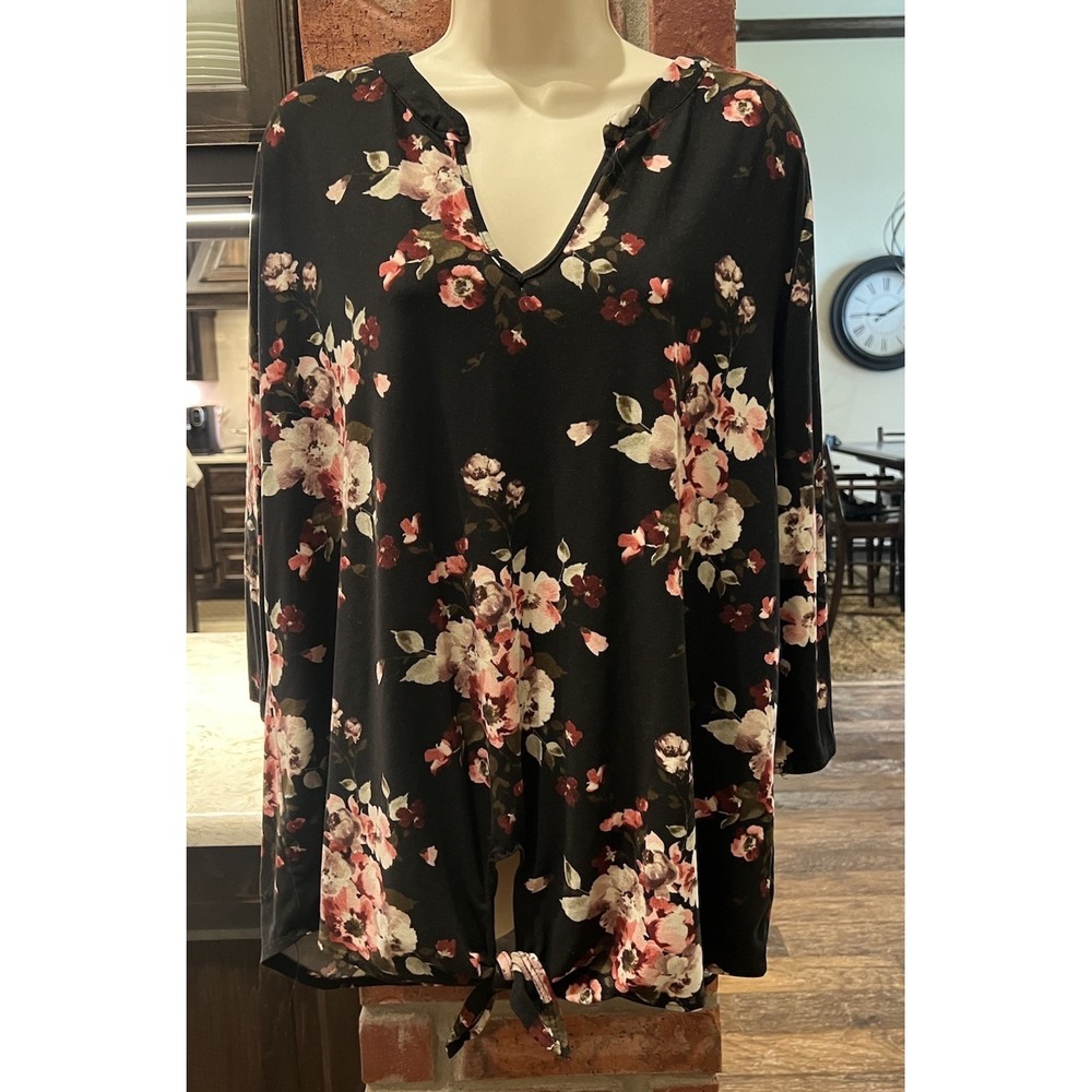 Anthropologie BNLK 2XL  Floral Black Pink 3/4 Sleeve V-neck Tie Front